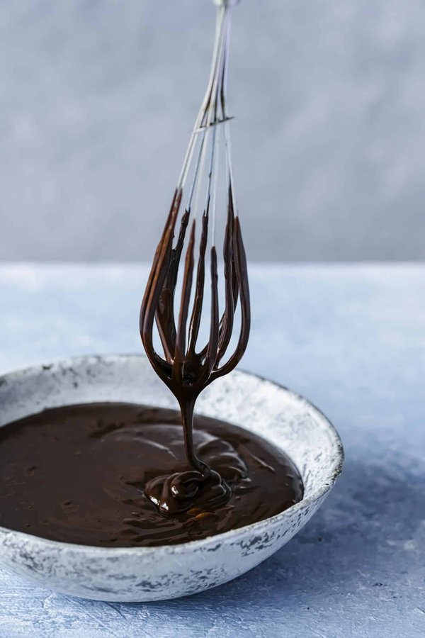 What Techniques Can You Use to Create a Vegan Chocolate Ganache?